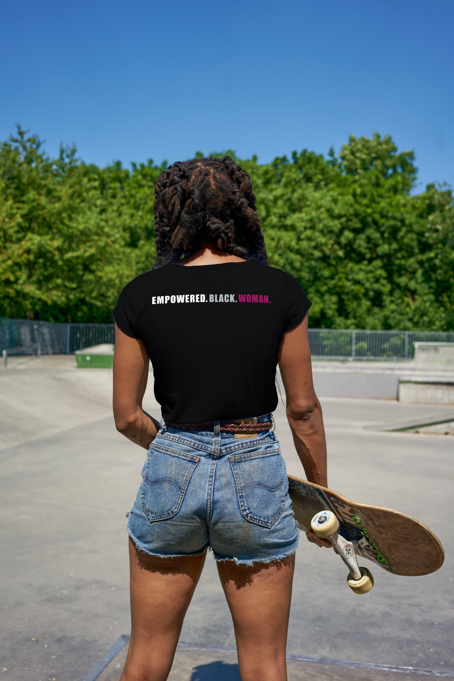 Women's Unapologetically Empowered Black Woman Tee (Black)